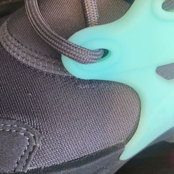 Nike React Presto/ Youth - Picture 9 of 13